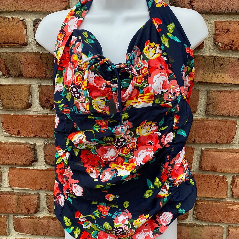 Navy Floral Swimsuit One Piece Size 3X